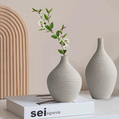 Elegant Nordic Ceramic Vase – Minimalist Flower Pot for Home, Office & Living Room Decor