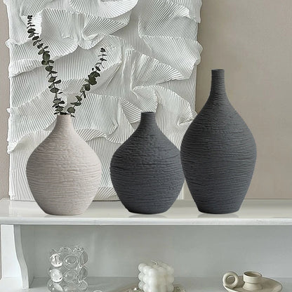 Elegant Nordic Ceramic Vase – Minimalist Flower Pot for Home, Office & Living Room Decor